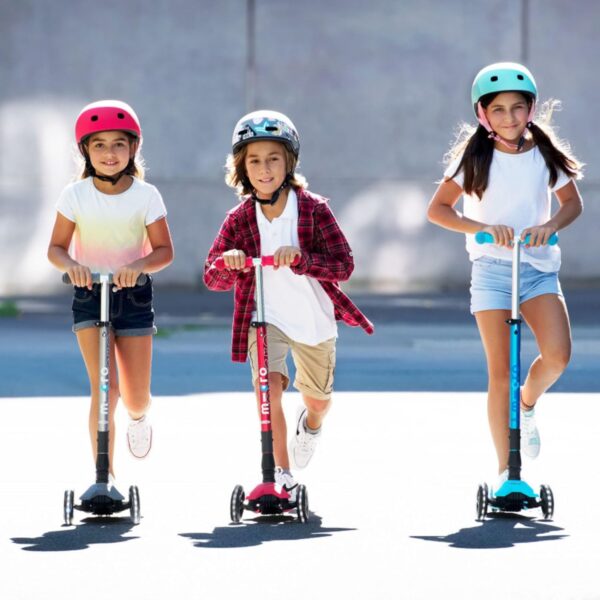 Micro Scooters | Maxi Micro Deluxe LED Foldable| Handlebar Adjustable | Lightweight | Foldable Mecha - Image 6