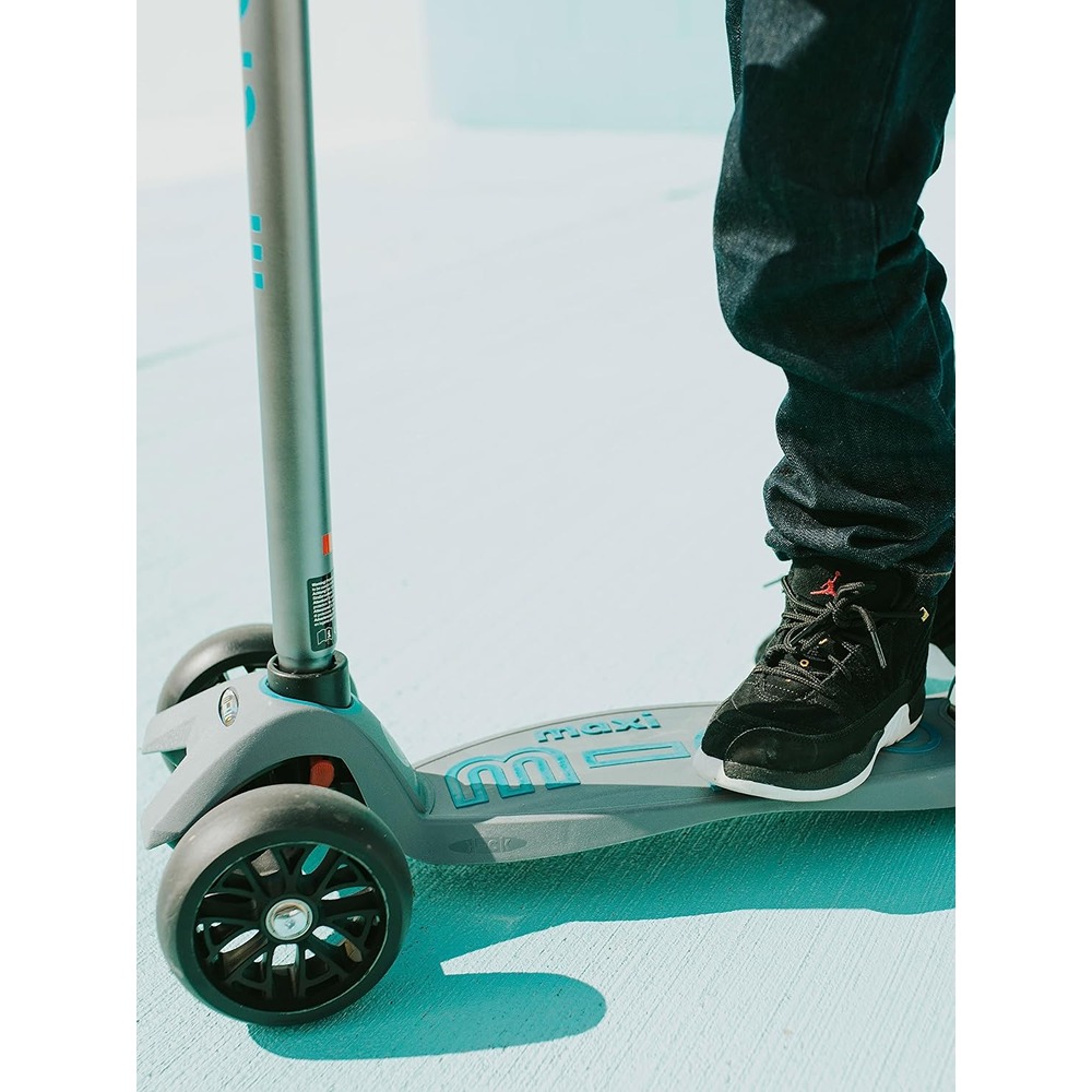 Micro Kickboard - Maxi Deluxe Pro Kick Scooter - Smooth-Gliding, 3-Wheeled, Lean-to-Steer Design with Fat, Stable Wheels and Chopper-Style Handlebars for Ages 5-12 - Image 6