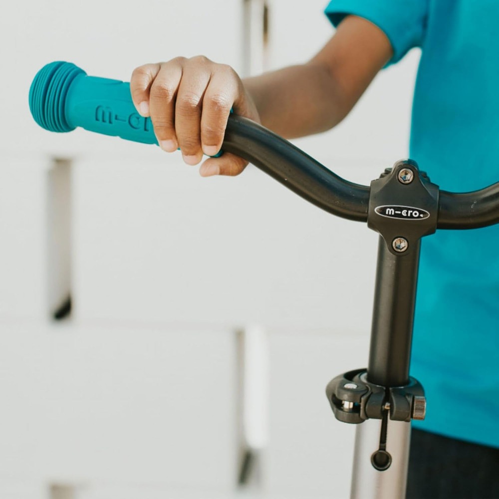 Micro Kickboard - Maxi Deluxe Pro Kick Scooter - Smooth-Gliding, 3-Wheeled, Lean-to-Steer Design with Fat, Stable Wheels and Chopper-Style Handlebars for Ages 5-12 - Image 6