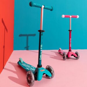 Micro Scooters | Mini Micro Magic Children's Scooter | Light Up Handlebar | Lightweight | Boys & Girls | 2-5yrs | Pink - Image 4